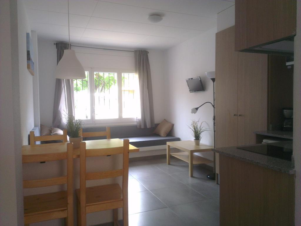 רוזס Apartaments La Riera חדר תמונה